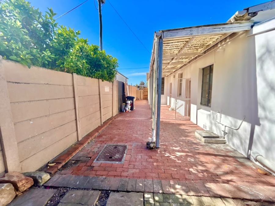 2 Bedroom Property for Sale in Plumstead Western Cape